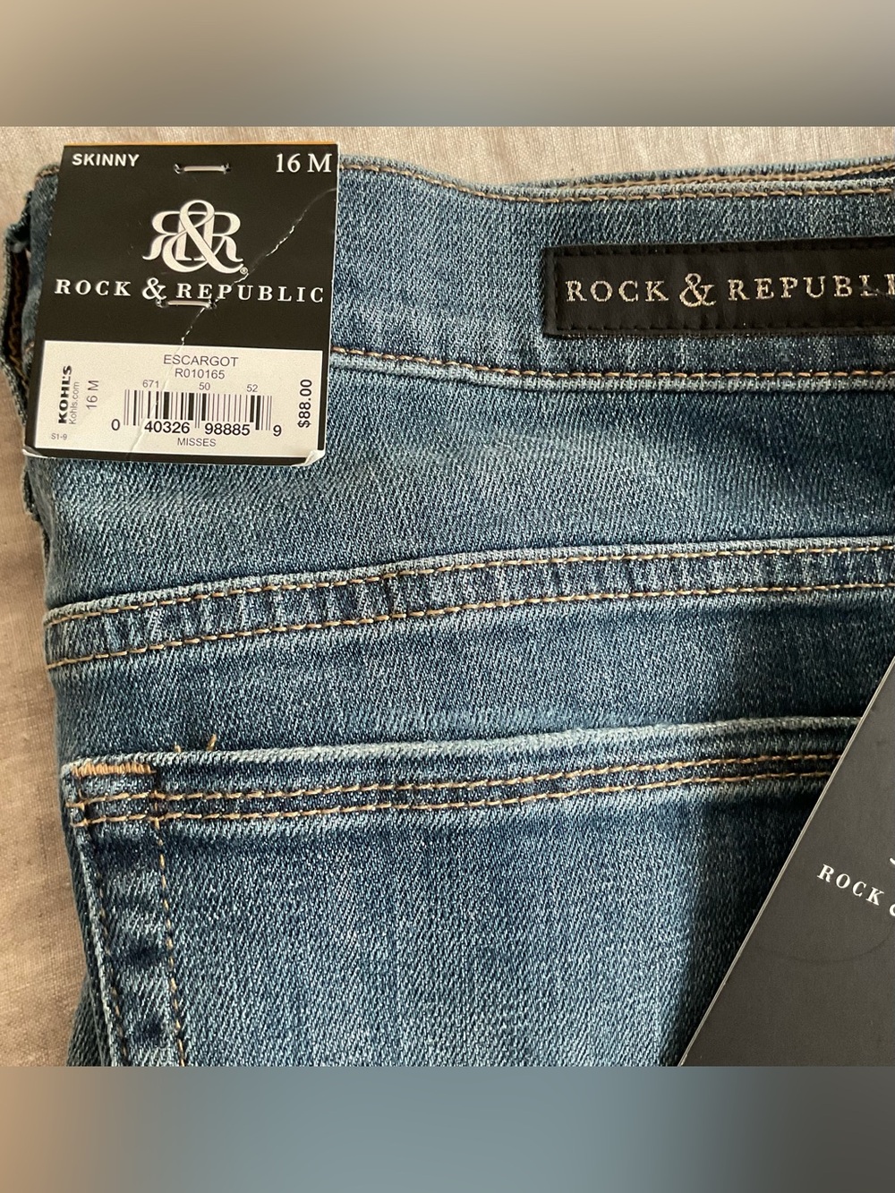 Rock & Republic Women’s Skinny Jeans, Size 16M, NWT